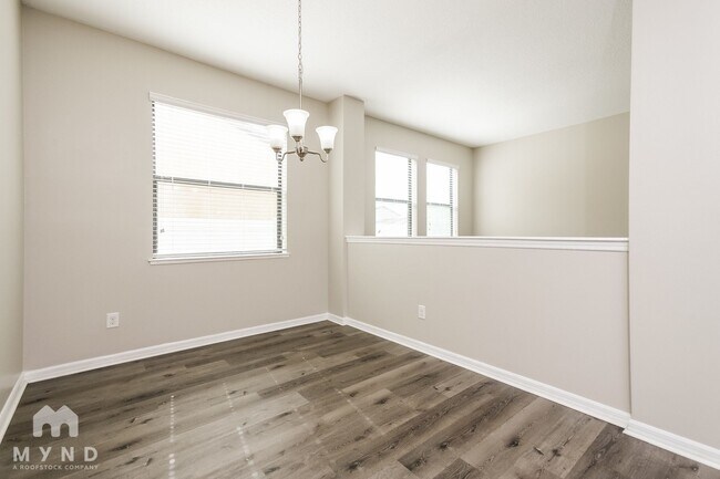 Building Photo - 4592 Sandhurst St