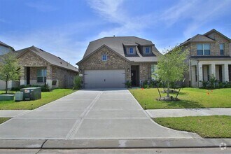 Building Photo - 15818 Dove Holw Dr