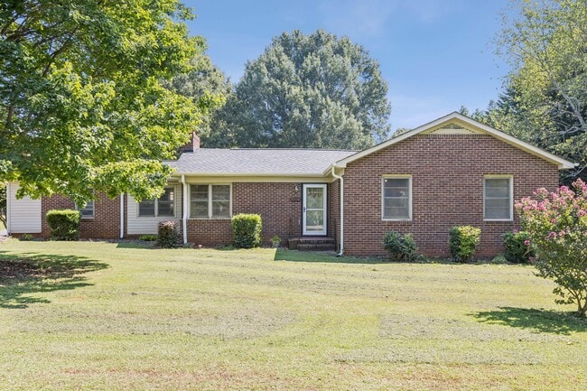 Foto del edificio - 5508 Crestland Ave