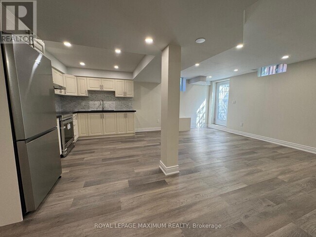 Building Photo - 38 Credo Dr