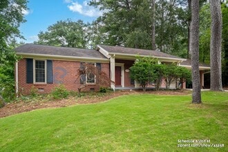 Building Photo - 2231 Allaire Ln NE