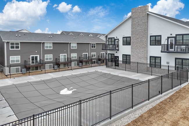 Building Photo - Birchwood Grove