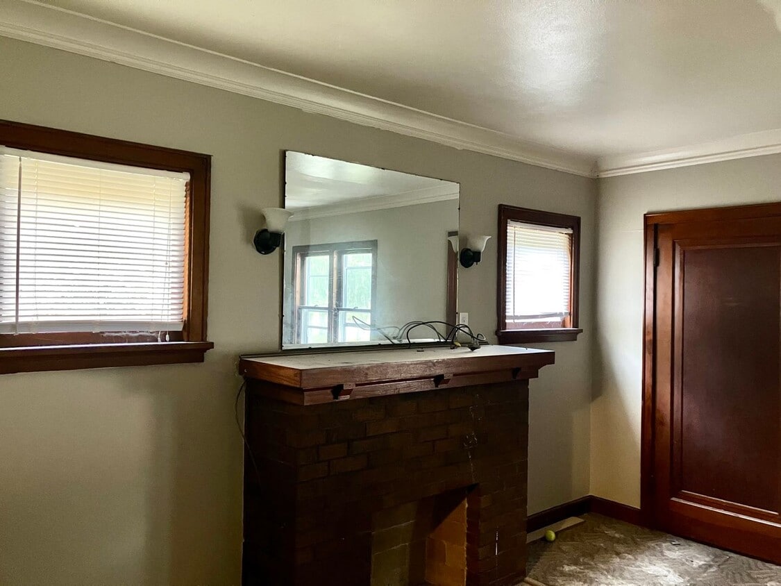 715 Flieth St, Wausau, WI 54401 House Rental in Wausau, WI