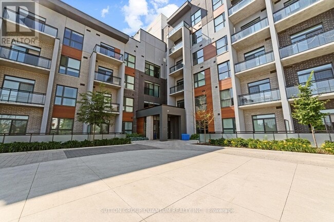 Building Photo - 95 Dundas St W