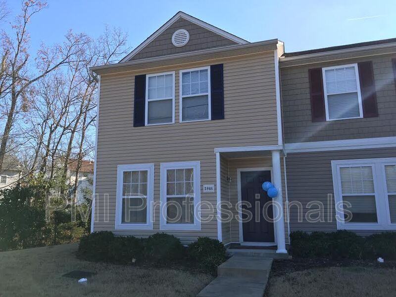 Foto principal - 5986 Monroe Crossing