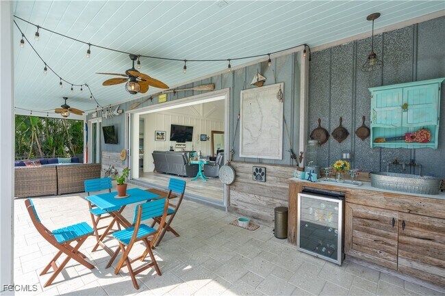 Building Photo - 14390 Tamarac Dr