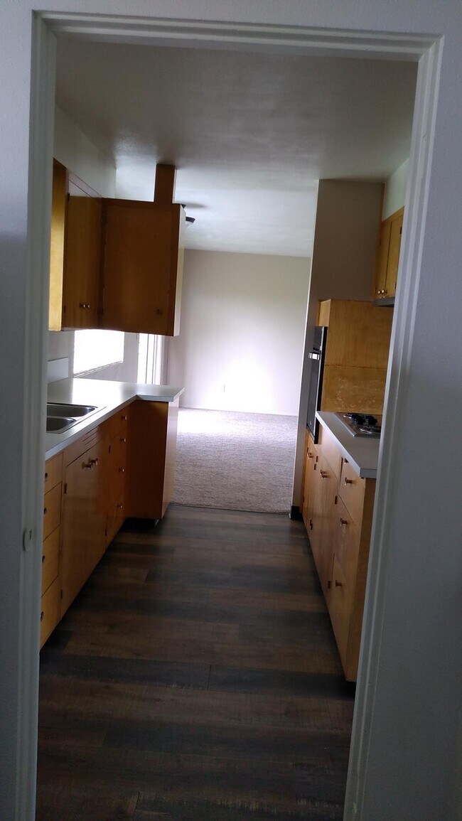 Building Photo - 4 bedroom in Milton Freewater OR 97862
