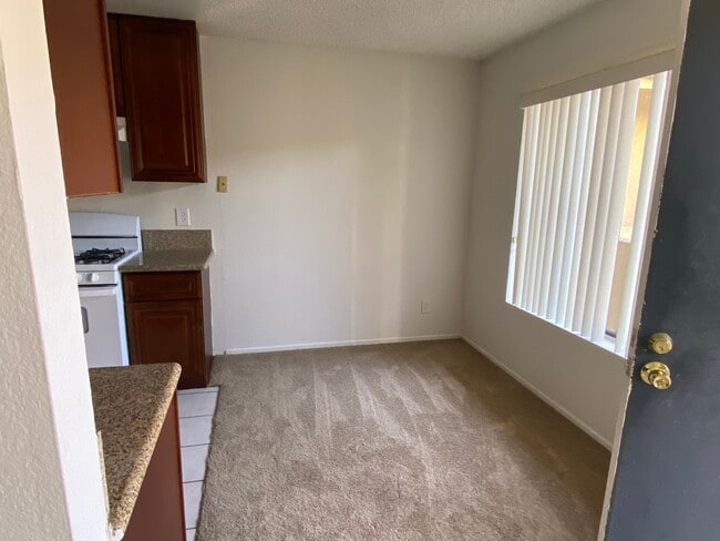 Building Photo - 3414 Jasmine Ave