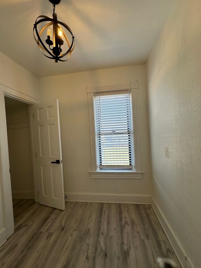 Foto del edificio - 3205 N 3rd St