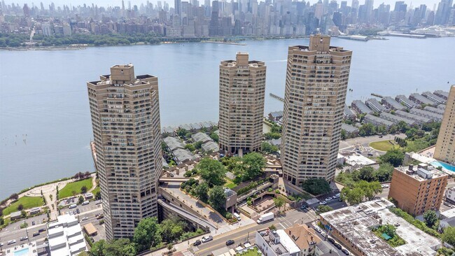 Building Photo - 7002 JFK Blvd E