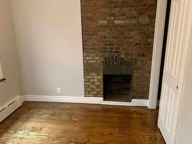 Foto del edificio - 245 E 60th St