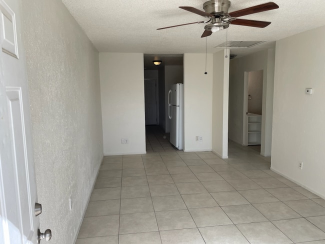 Building Photo - 32350 Rancho Vista Dr
