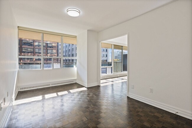 Building Photo - 50 Prince Arthur