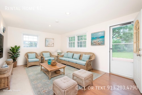 Foto del edificio - 9151 Somerset Dr