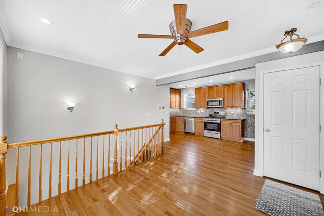 Foto del edificio - 3416 W Cullom Ave