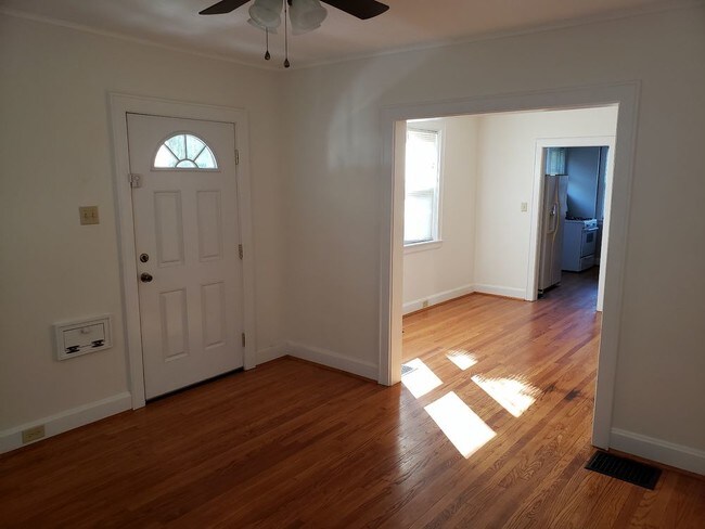 Building Photo - 2572 Duck Creek Rd