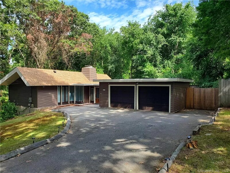 Primary Photo - 55 Woodland Dr