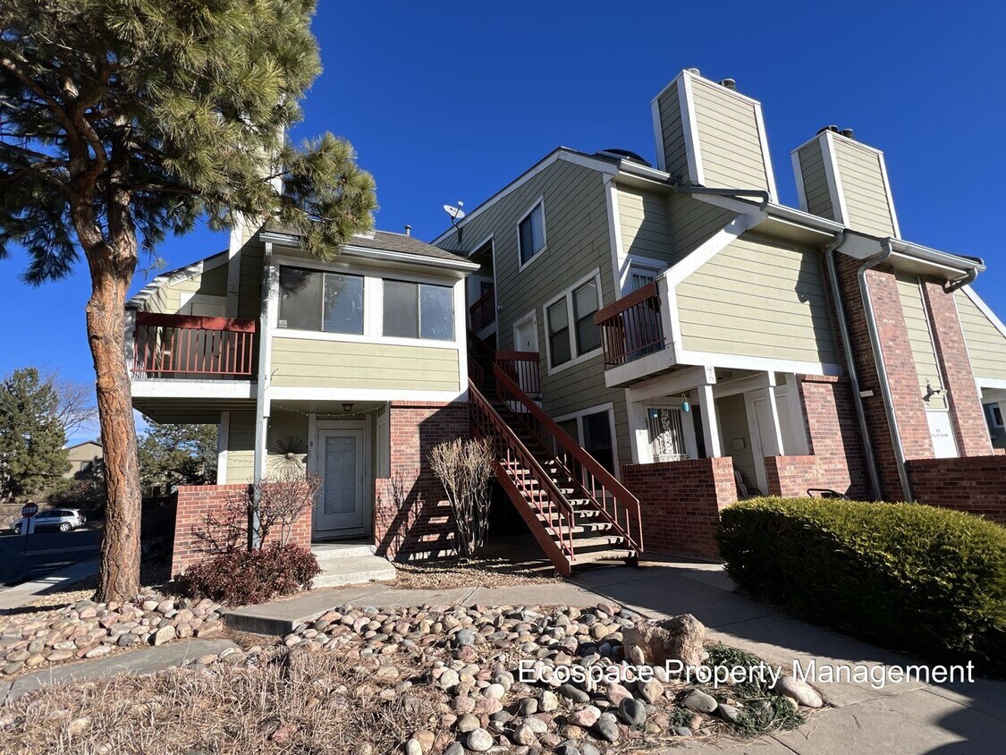 912 S Dearborn Way, Aurora, CO 80012 House Rental in Aurora, CO