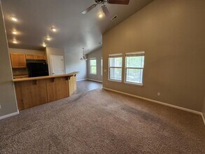 Building Photo - 1409 Stone Meadow Dr