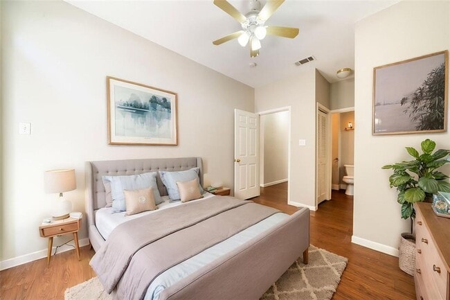 Building Photo - UT PRE-LEASE: 2 BD / 2 BA