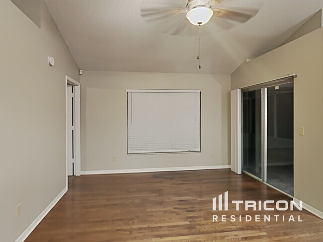 Foto del edificio - 7505 S Morton St