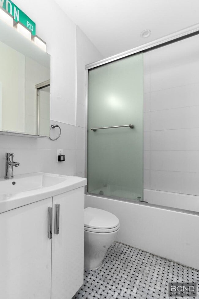 Building Photo - 2 bedroom in Brooklyn NY 11201
