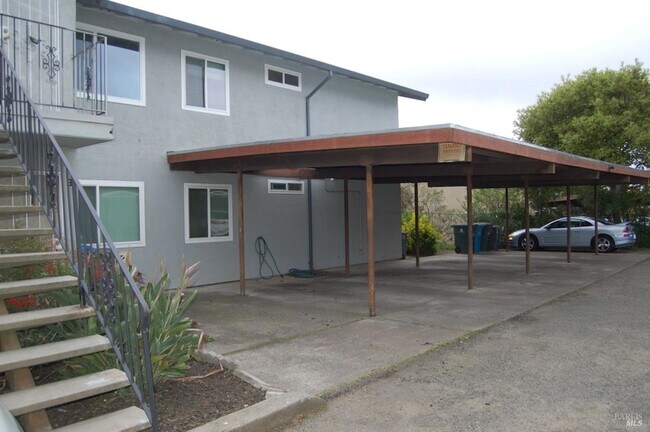 Building Photo - 764 Pope Dr