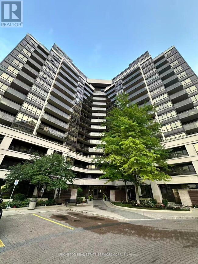 Building Photo - 1060 Sheppard Ave W