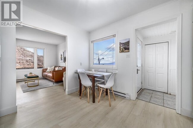 Building Photo - 52 Fort Amherst Rd