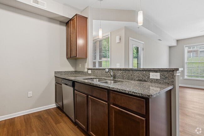 1BR, 1BA - 755SF - Kitchen - Mill's Crossing