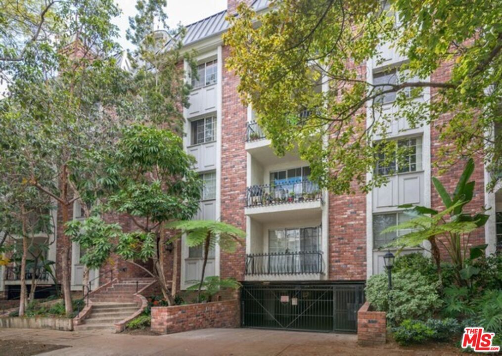 Foto principal - 1375 Kelton Ave