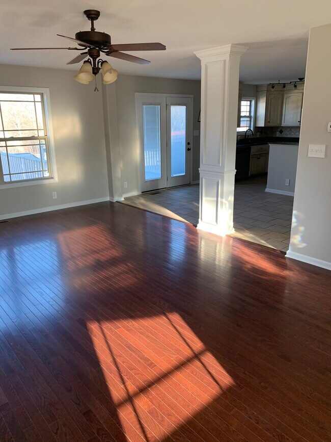 Building Photo - 2668 Arthurs Ct