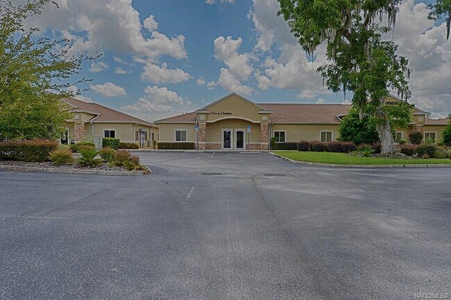 Foto del edificio - 593 N Lecanto Hwy
