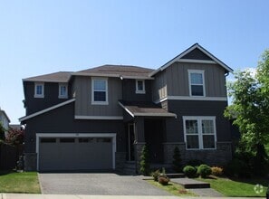 Building Photo - 3914 Sentinel Dr