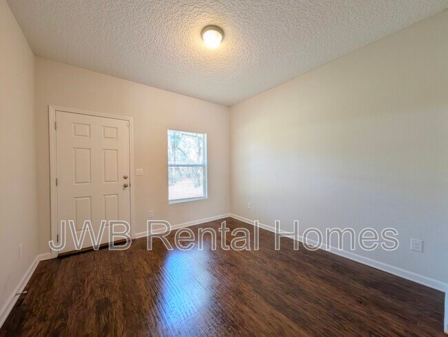 Foto del edificio - 4509 Wheeler Ave