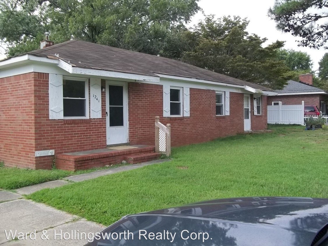 1241 Bells Rd, Virginia Beach, VA 23454 House Rental in Virginia