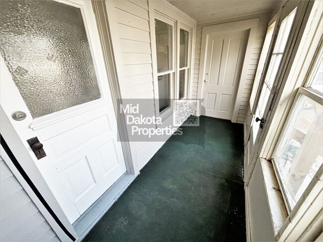 Foto del edificio - 735 S Wisconsin St