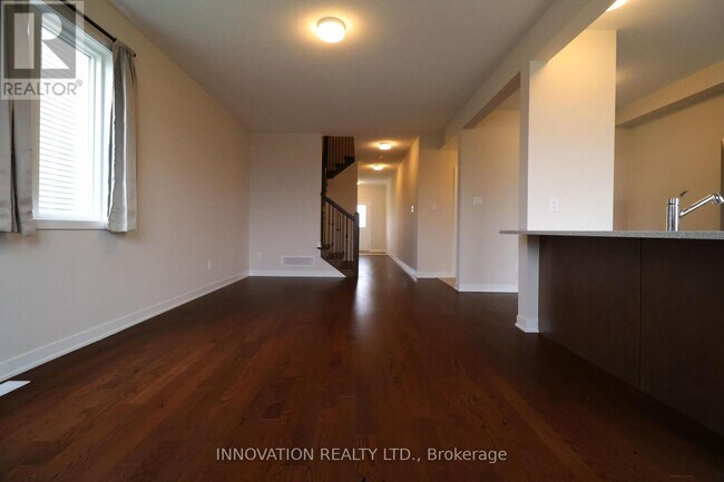 Building Photo - 105 Tonic Cres