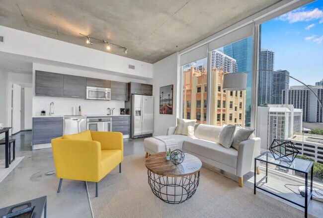 Foto del edificio - 151 SE 1st St