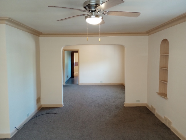 Building Photo - 7800 S Yates Blvd