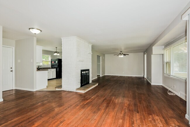 Foto del edificio - 12125 Killbrock Dr