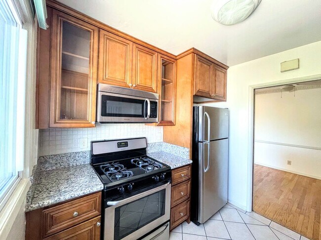 Foto del edificio - 1547 Orange Grove Ave
