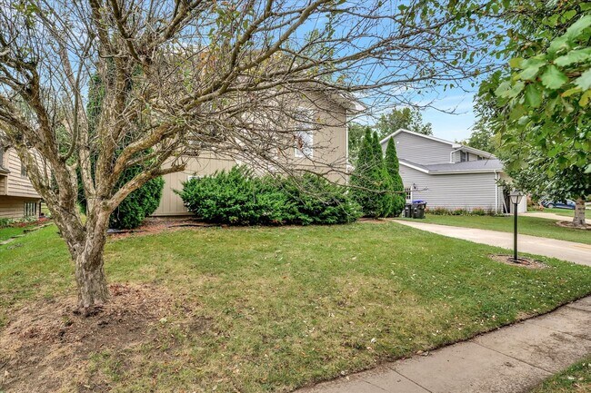 Foto del edificio - 47 Brookshire Green