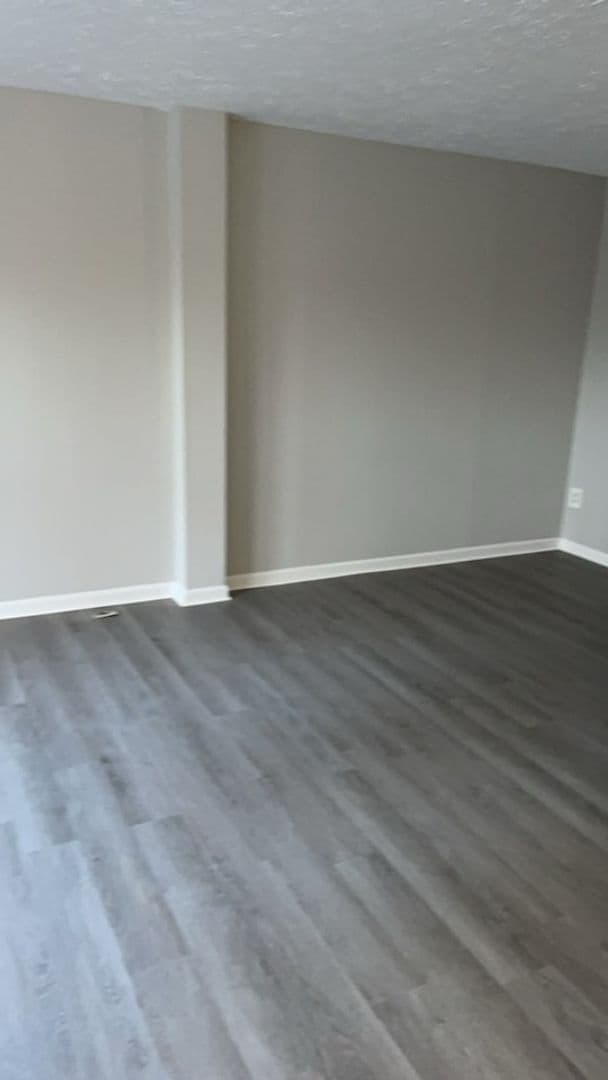 Foto del edificio - 16198 Henderson Ln