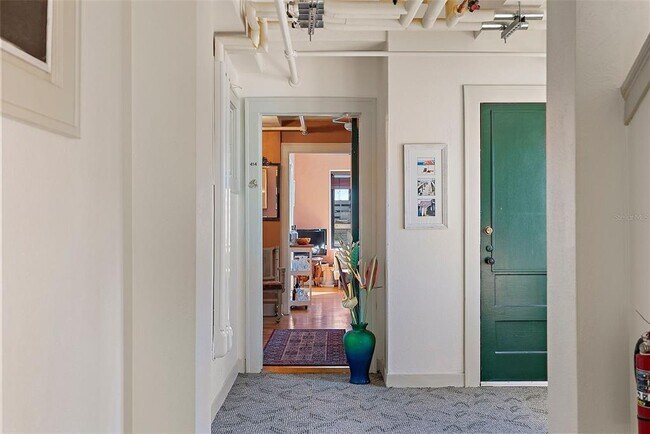 Foto del edificio - 130 4th Ave N