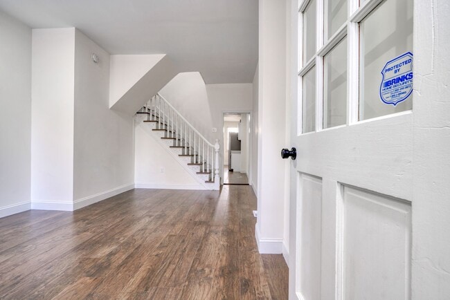 Building Photo - 4809 Pennington Ave, Baltimore, MD 21226