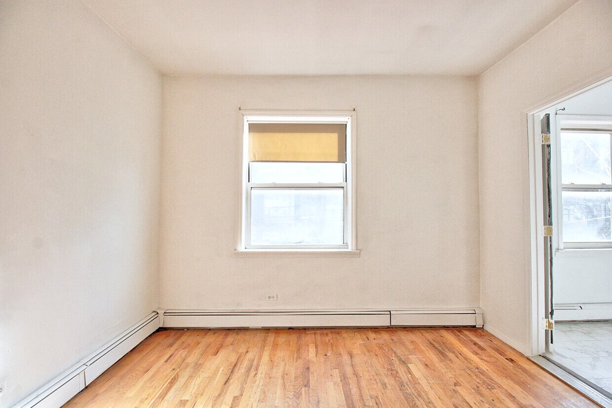 53 Maspeth Ave, Brooklyn, NY 11211 Townhome Rentals in Brooklyn NY