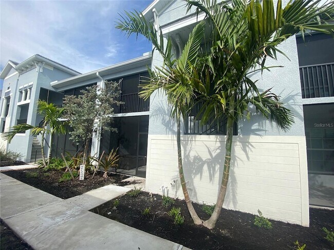 Foto del edificio - 14194 Heritage Landing Blvd