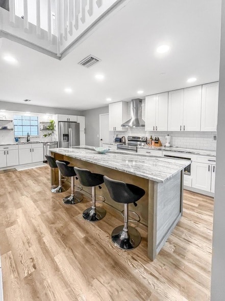 Photo - 12989 Meadowbreeze Dr House
