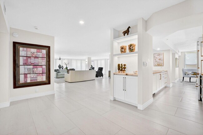 Foto del edificio - 7233 Promenade Dr